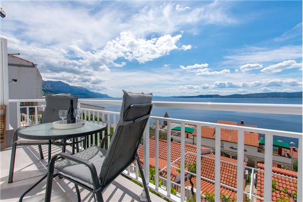 Apartment A1, for 7 persons