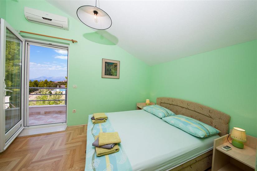 House K1, for 10 persons