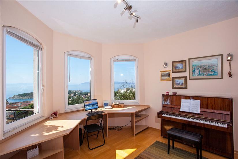 House K1, for 10 persons