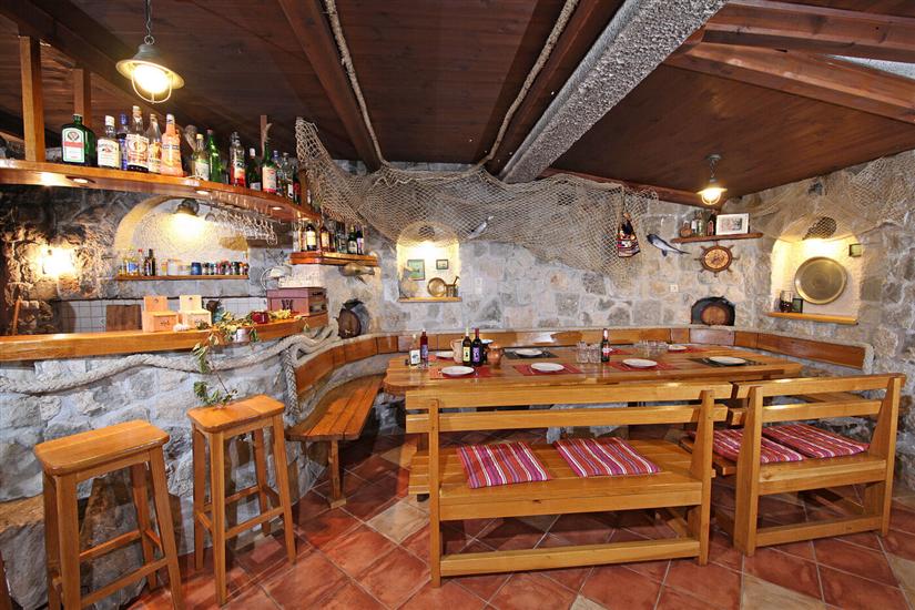 House K1, for 10 persons