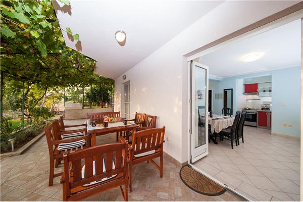 House K1, for 10 persons