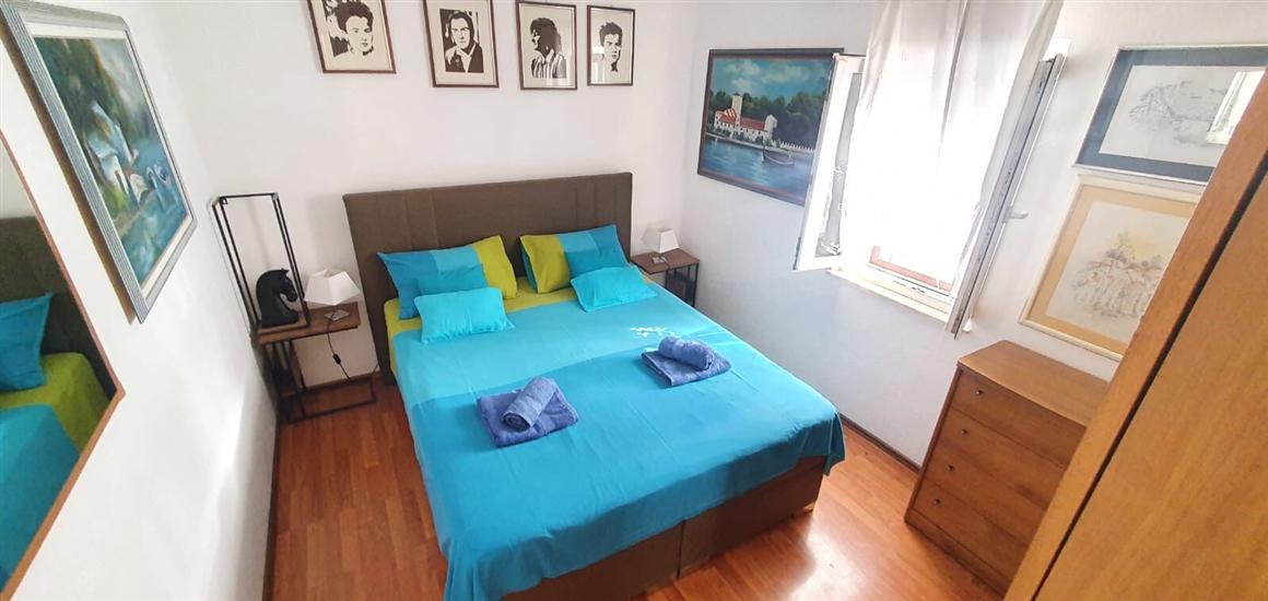 House K1, for 8 persons