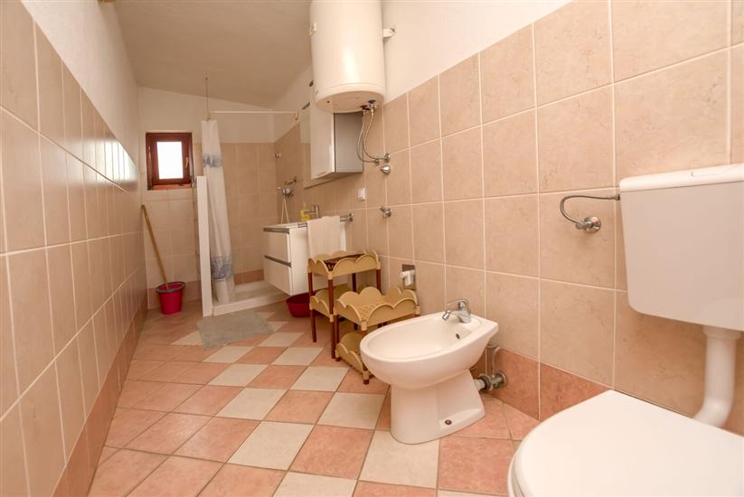 Apartment A3, for 6 persons