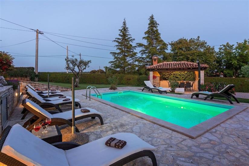 Villa Casa Danijel s bazenom