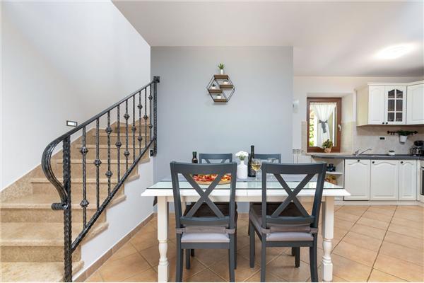 House K1, for 8 persons