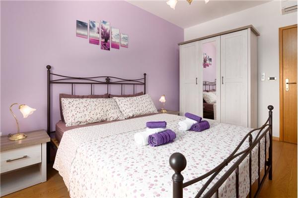 House K1, for 8 persons