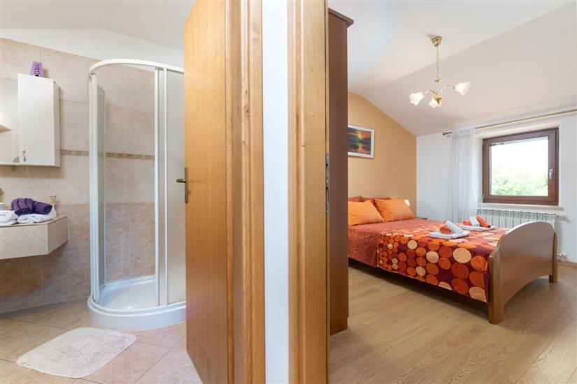 House K1, for 8 persons