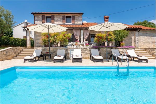 House K1, for 8 persons