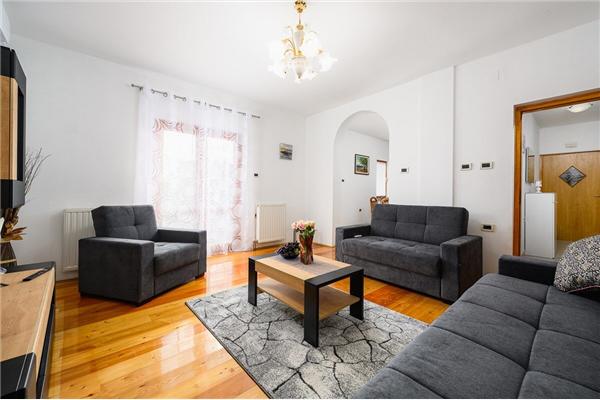Apartment A1, for 7 persons