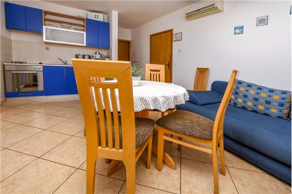 Apartman A1, na 6 osebe