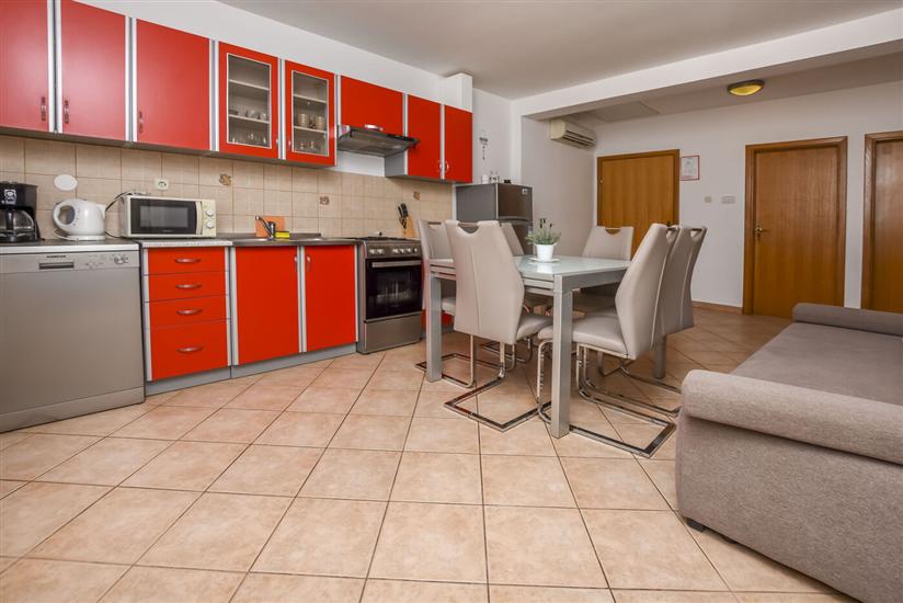 Apartman A2, na 6 osebe