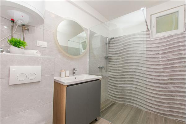 Apartment A2, for 5 persons