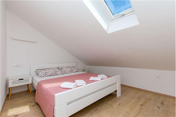 Apartment A2, for 5 persons