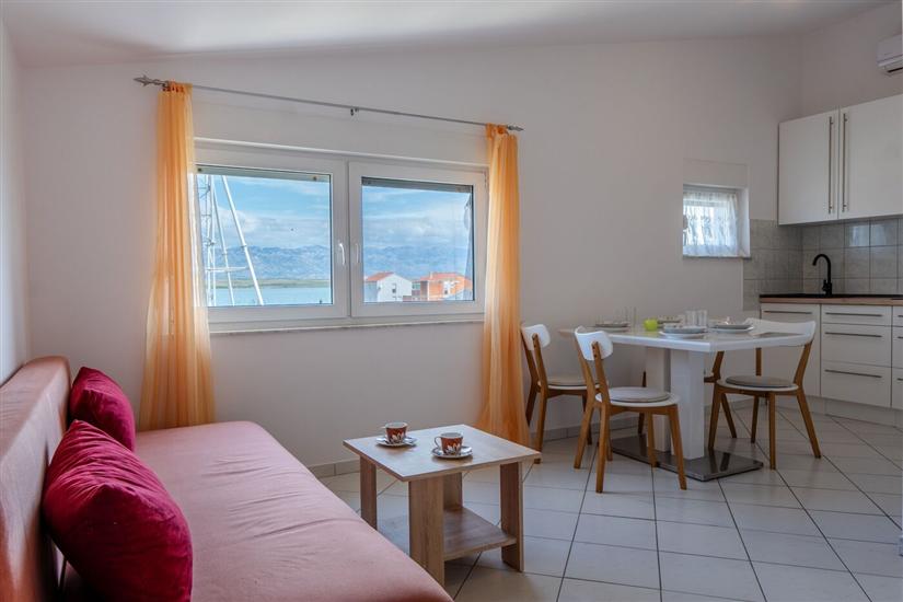 Apartment A2, for 3 persons