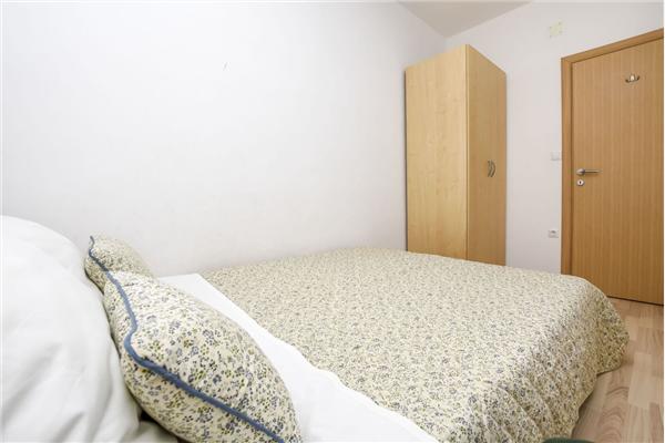 Apartment A4, for 4 persons