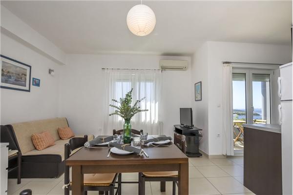 Apartment A4, for 4 persons