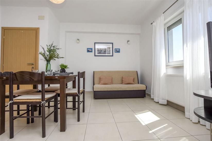 Apartment A4, for 4 persons