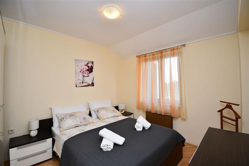 Apartment A2, for 5 persons