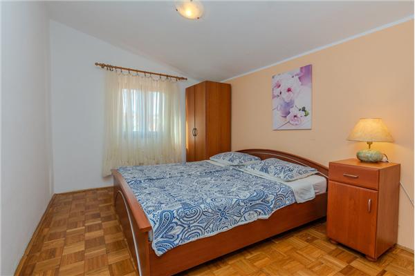 Apartment A1, for 4 persons