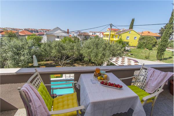 Apartment A1, for 6 persons