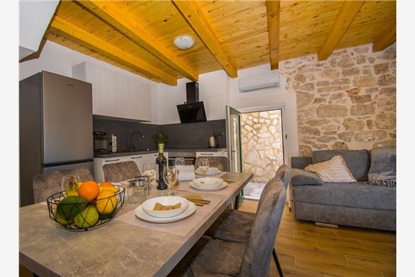 House K1, for 5 persons