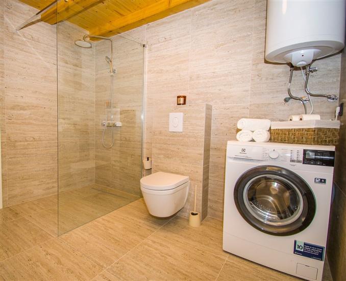 House K1, for 5 persons