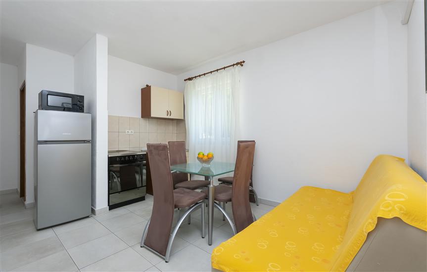 Apartment A2, for 3 persons