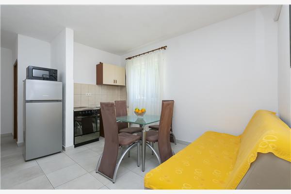 Apartment A2, for 3 persons