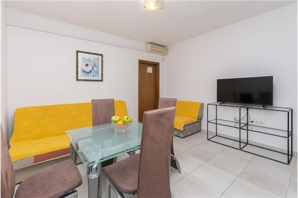Apartment A2, for 3 persons