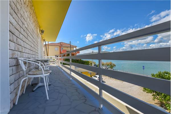 Apartment A1, for 7 persons