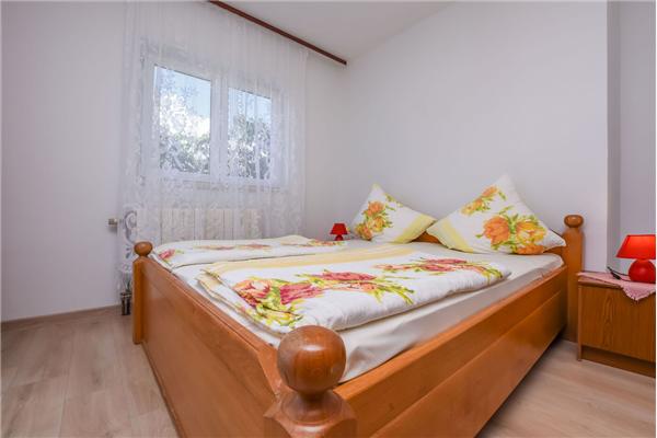 Apartment A1, for 7 persons