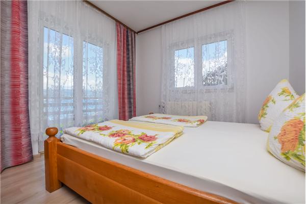 Apartment A1, for 7 persons