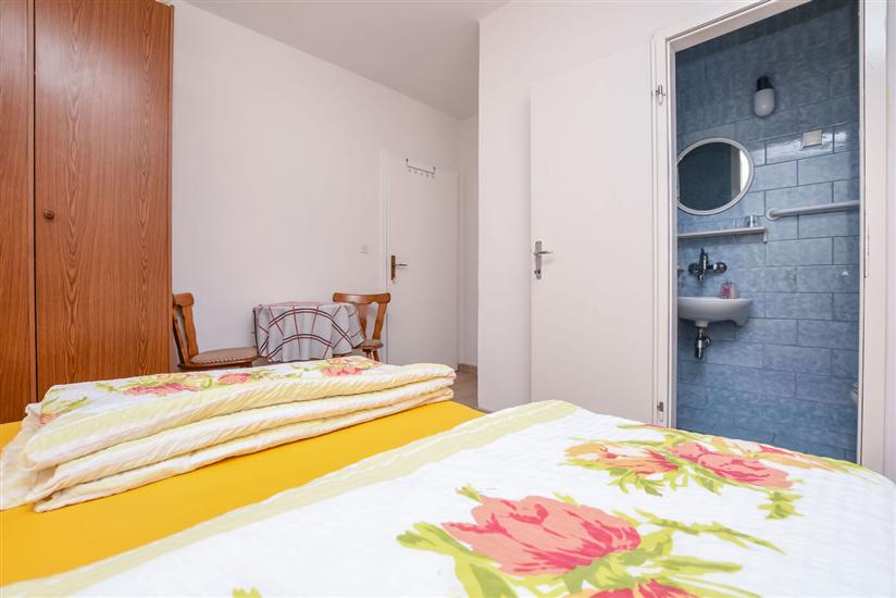 Apartment A1, for 7 persons