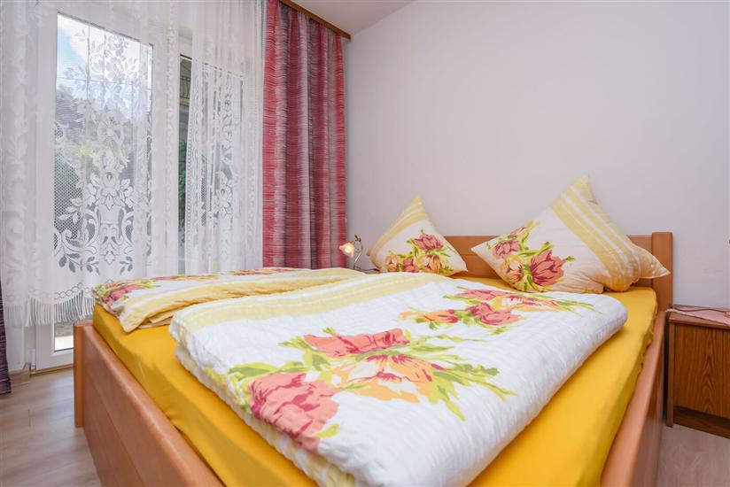 Apartment A2, for 7 persons