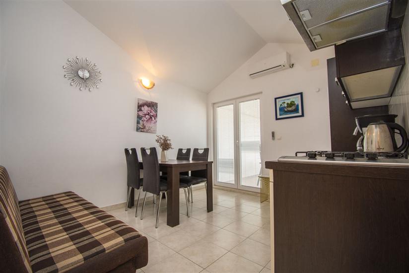 Appartamento A4, per 5 persone