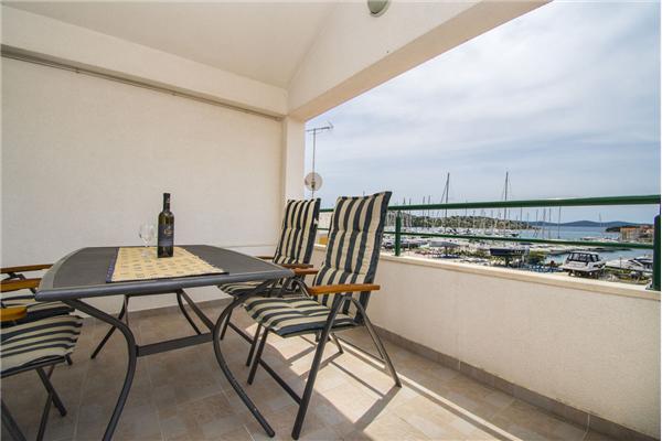 Appartamento A4, per 5 persone