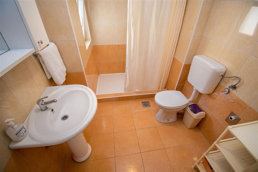 Appartamento A4, per 5 persone