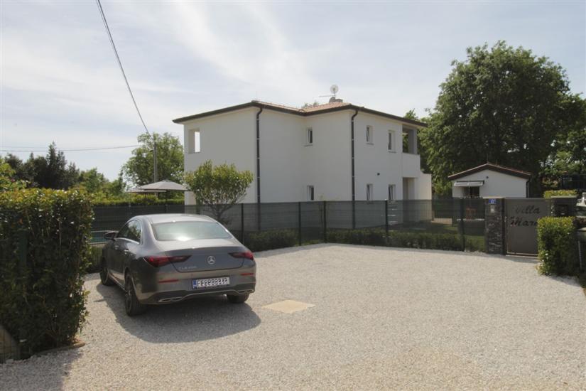 Apartment Villa Mares 1