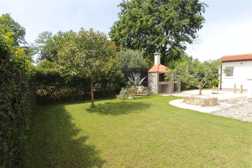 Apartment Villa Mares 1