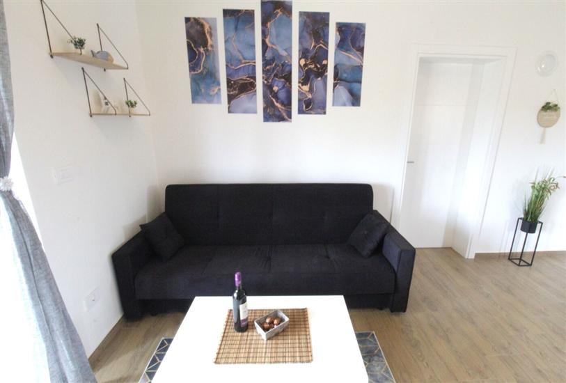 Apartment A1, for 5 persons