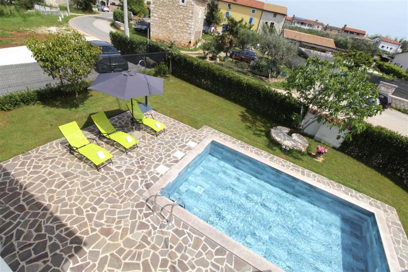 Apartment A1, for 5 persons