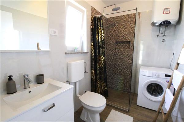 Apartment A1, for 5 persons