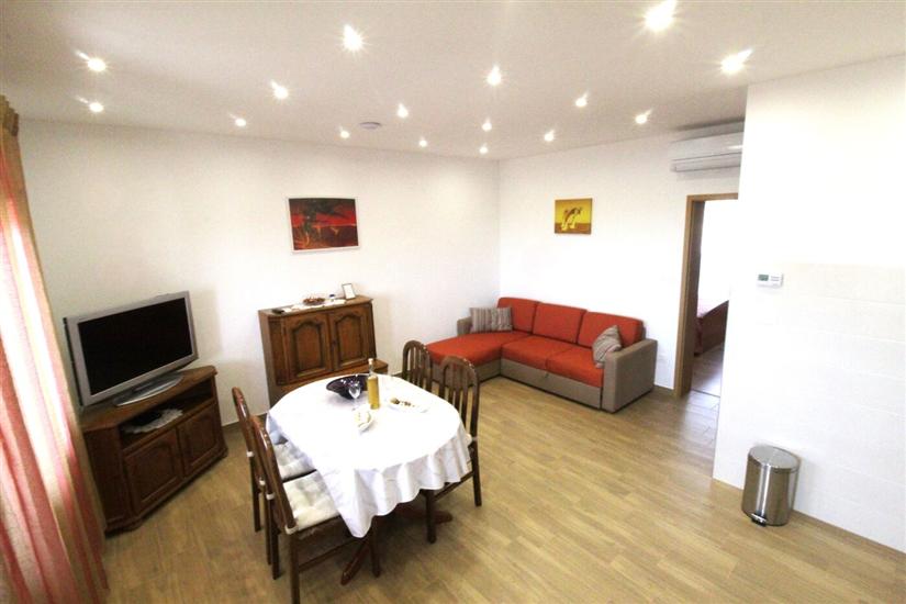 Apartment A1, for 4 persons