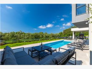 Villa Villa Vivre Liznjan, Size 280.00 m2, Accommodation with pool, Airline distance to town centre 300 m