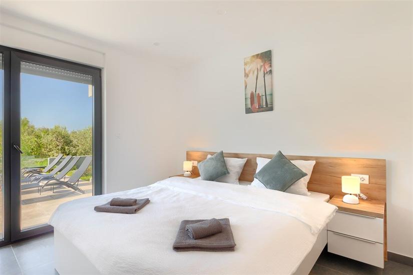 House K1, for 8 persons