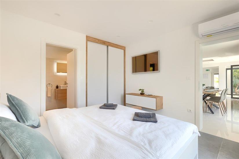 House K1, for 8 persons