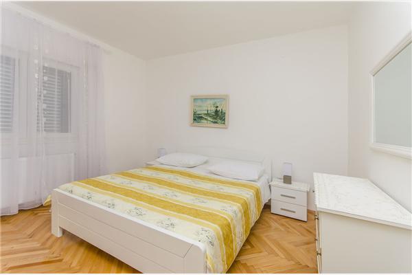 Apartment A1, for 6 persons