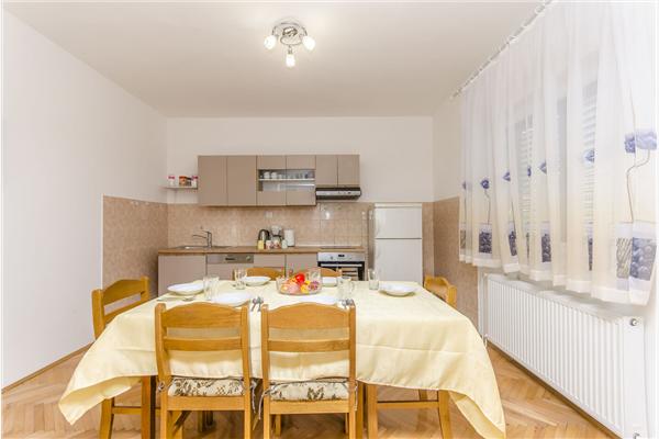 Apartment A1, for 6 persons