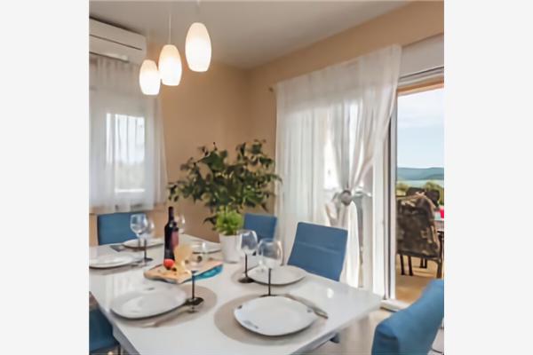 Apartment A1, for 6 persons