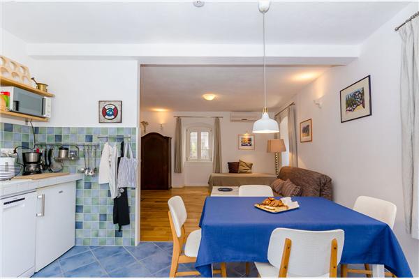 Apartment A1, for 3 persons